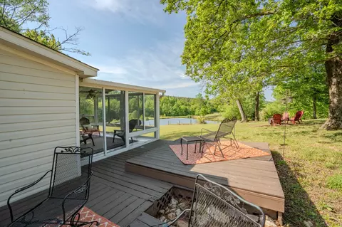 875 Waterloo Rd, Westpoint, TN 38486 photo 6