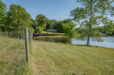 875 Waterloo Rd, Westpoint, TN 38486 photo 46