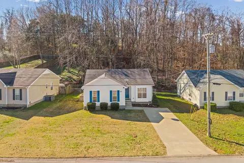 2961 Core Dr, Clarksville, TN 37040