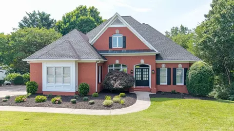 1649 Lenox Dr NW, Cleveland, TN 37312