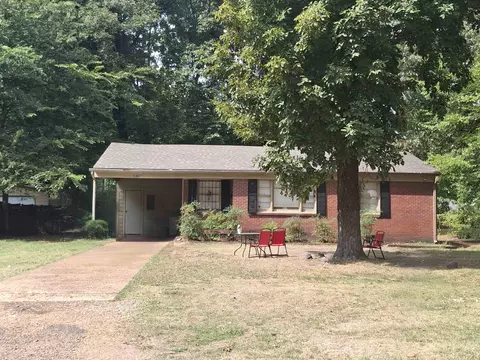 5387 Loch Lomond Rd, Memphis, TN 38116