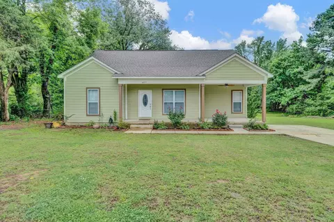 8077 Ellis Rd, Memphis, TN 38133