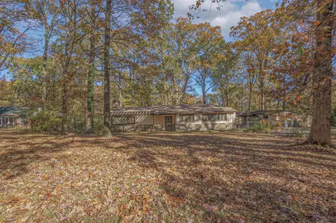 3042 Homewood Dr, Memphis, TN 38128