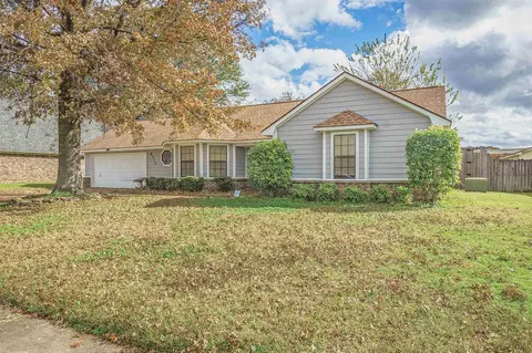 8055 Claredale Dr, Memphis, TN 38133 photo 2
