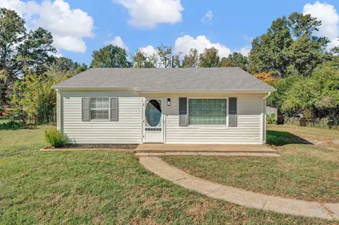 7829 Admiral Rd, Millington, TN 38053