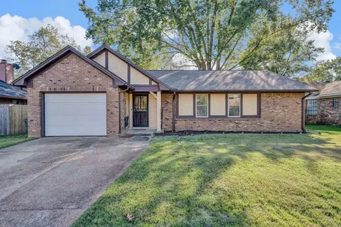 7005 Rose Trail Dr, Memphis, TN 38133