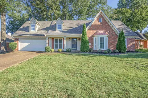 4250 Thunderstone Cir, Memphis, TN 38125