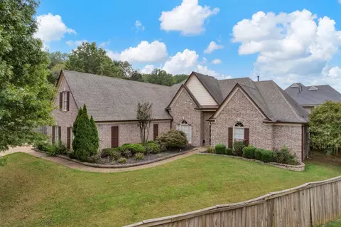 1053 S Barnwell Cv, Cordova, TN 38018