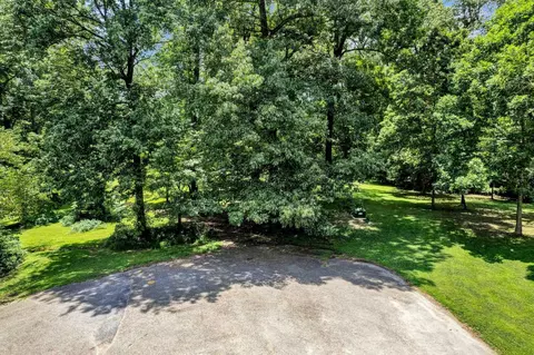 225 Silent Brook Dr, Millington, TN 38053