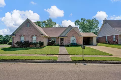 5364 Meadow Cross Dr, Memphis, TN 38141