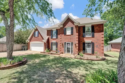 819 Tropicana Dr, Cordova, TN 38018