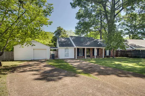 4440 Tena Dr, Memphis, TN 38128