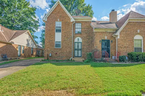 5891 Ridgehill Dr, Memphis, TN 38141