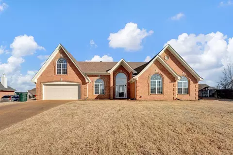 5036 Rivercrest Ln, Memphis, TN 38135