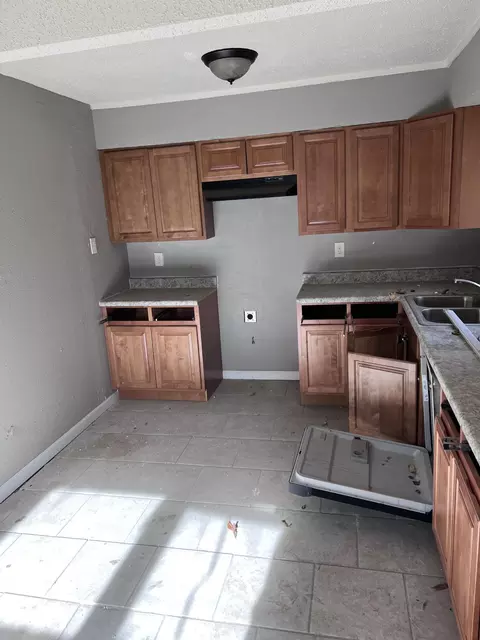 5607 Apple Blossom Dr, Memphis, TN 38115