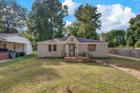929 Alcy Rd, Memphis, TN 38106