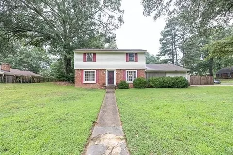 3011 Kenneth St, Memphis, TN 38128
