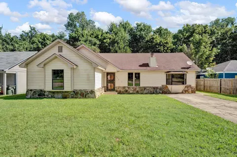 5134 Chantilly Dr, Memphis, TN 38127