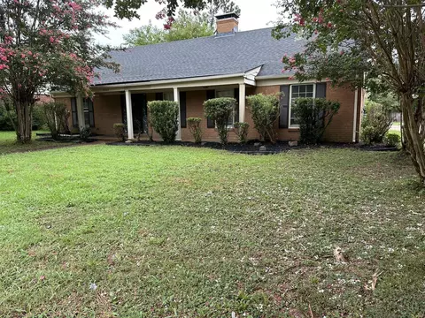 6304 Quince Rd, Memphis, TN 38119