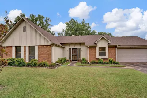 6280 Rockledge Dr, Memphis, TN 38135
