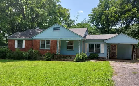 2777 W Lake Shore Dr, Memphis, TN 38127