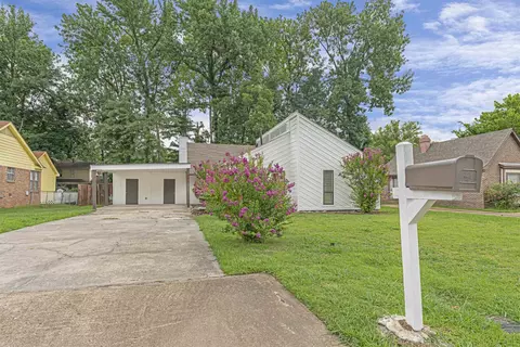 5372 Gloucester Ave, Memphis, TN 38135