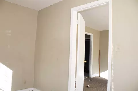 478 Dixie St, Memphis, TN 38109 photo 3