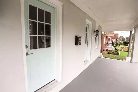 663 Spring St, Memphis, TN 38112 photo 5