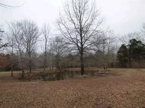 60 Southside Dr, Jackson, TN 38301 photo 3