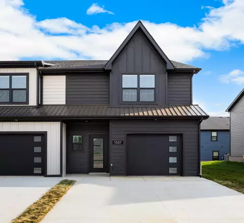 1501 Jonathan Wade Cir, Clarksville, TN 37043