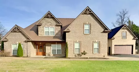 Exterior - 1120 Rivercrest Dr, Murfreesboro, TN 37129 photo 2 of 5