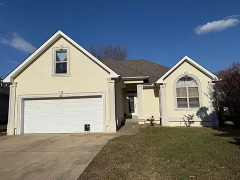 Exterior - 141 Foxrun, Springfield, TN 37172 photo 2 of 7