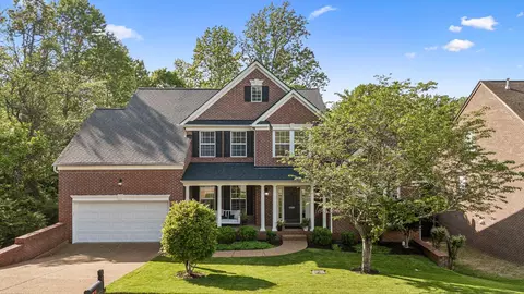 1308 Beech Hollow Dr, Nashville, TN 37211