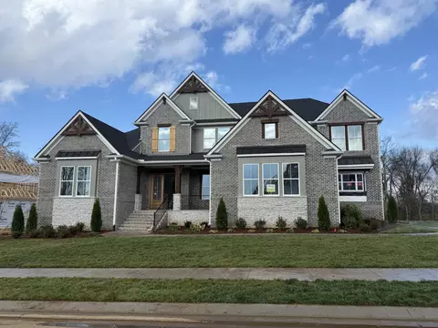 5700 Nola Dr, Arrington, TN 37014