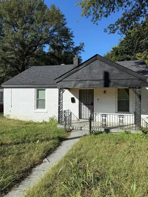 1433 Rayner St, Memphis, TN 38106