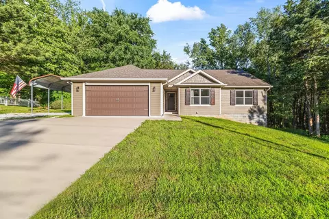 100 Station Dr, Waverly, TN 37185