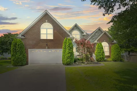 1245 Amherst Ct, Gallatin, TN 37066