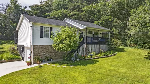 7218 Condra Dr, Harrison, TN 37341