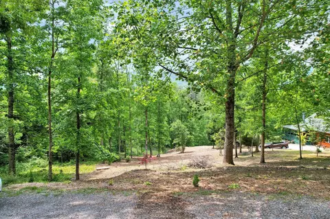 347 Lakeview Dr, Turtletown, TN 37391