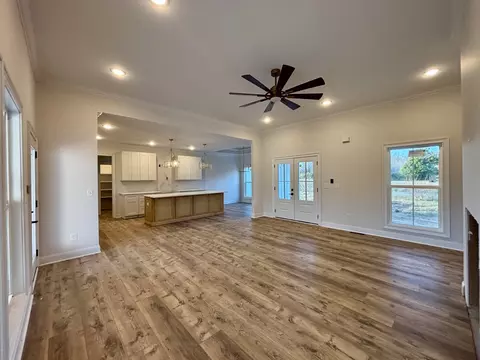 Living - 1826 Pocahontas Rd, Morrison, TN 37357 photo 1 of 6