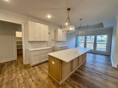 Kitchen - 1826 Pocahontas Rd, Morrison, TN 37357 photo 2 of 8
