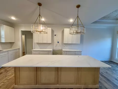 Kitchen - 1826 Pocahontas Rd, Morrison, TN 37357 photo 4 of 8