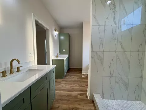 Bath - 1826 Pocahontas Rd, Morrison, TN 37357 photo 1 of 5