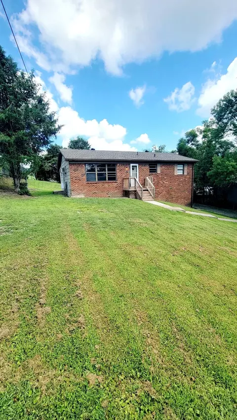 3330 Archer Ln SE, Cleveland, TN 37323