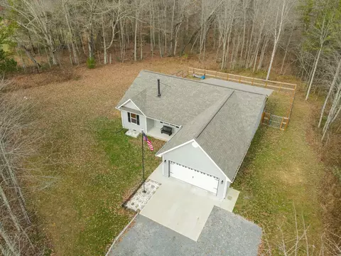 1561 Bicknell Rd, Clarkrange, TN 38553 photo 5