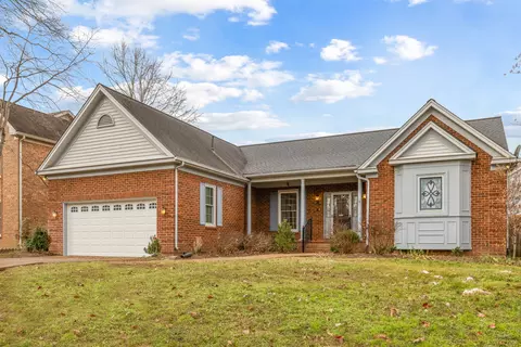 7521 Staffordshire Dr, Nashville, TN 37221