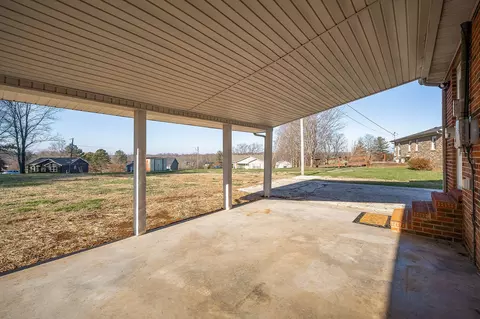 Exterior - 681 Hennessee Ave, Morrison, TN 37357 photo 5 of 5