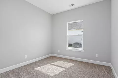 Bedroom - 105 Reece Rd, Baxter, TN 38544 photo 2 of 6