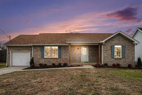 3837 Northbrook Dr, Nashville, TN 37207