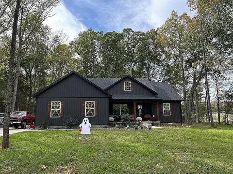 100 Woodhurst Ln, Russellville, KY 42276